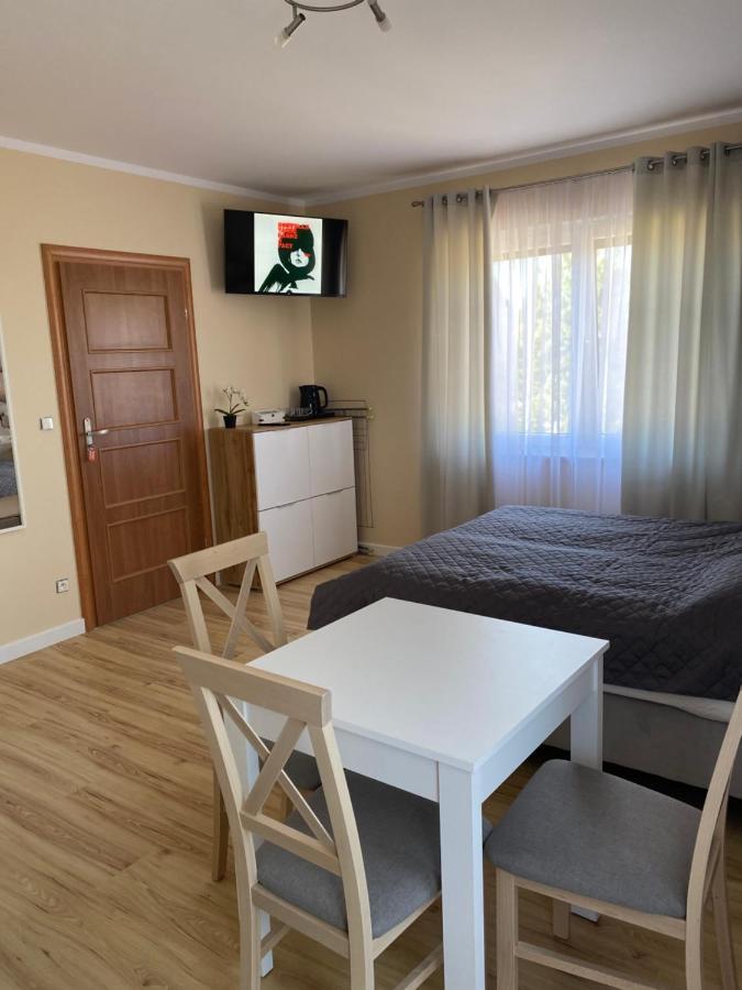 Pokoje Goscinne Nad Zalewem Swim Spa Мендзиводзе Екстериор снимка